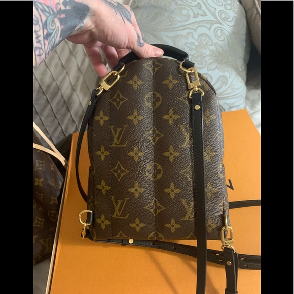 🌴Louis Vuitton Palm Springs Mini 🌴 - Picture 2 of 6